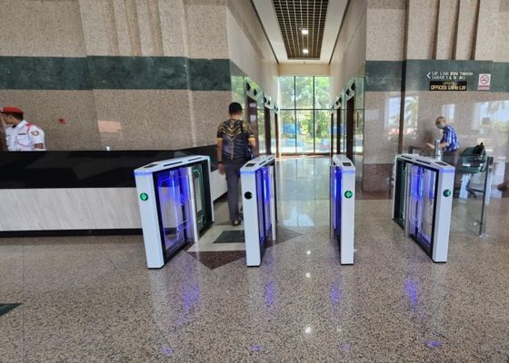 Facial Recognition Turnstile Gate High Security Fast Pass Biometric RFID Card Reader