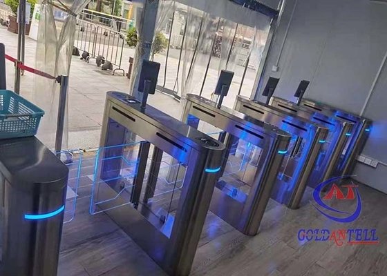 Puerta anti de alta velocidad de la barrera del oscilación del agolpamiento de cara de los torniquetes ópticos de poco ruido del reconocimiento