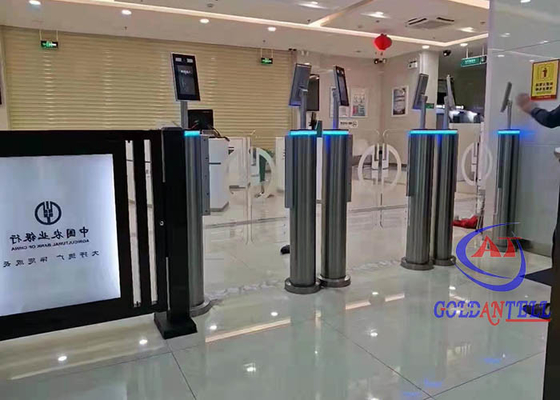 Reconocimiento completo del control de acceso de la puerta del torniquete de la altura de la capacidad de 50000 caras para el banco